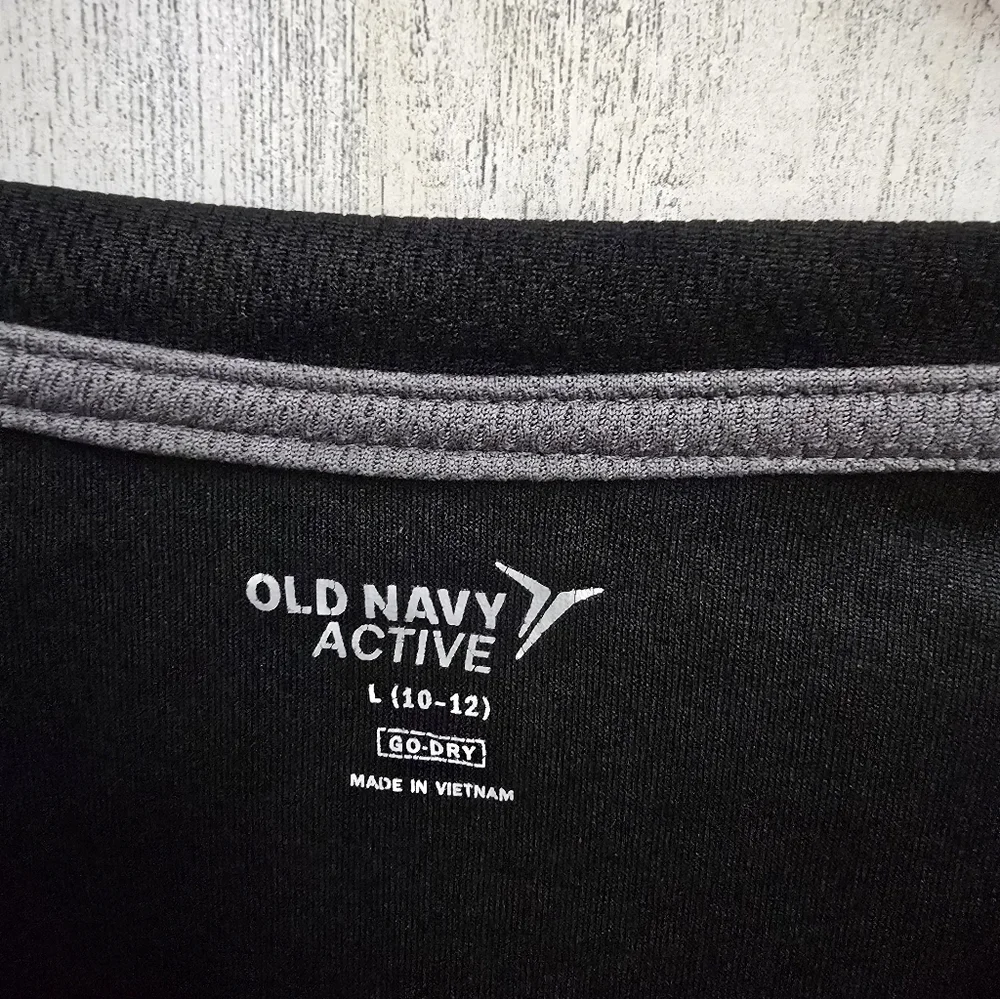 Old Navy Active Boys Black Graphic Long Sleeve Shirt Size Large 10-12